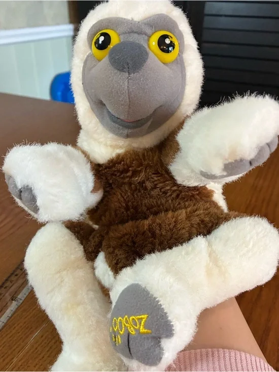 RARE 2000/2001 PBS Kids Zoboomafoo Plush Hand Puppet “Zoboo” Kratt Brothers - Picture 6 of 6